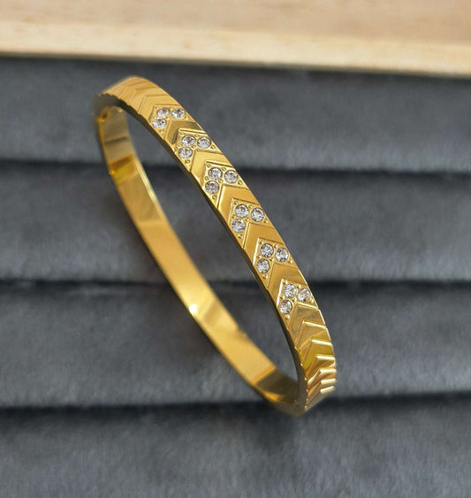 Sparkling Zircon Bangle Bracelet 18K Gold Plated