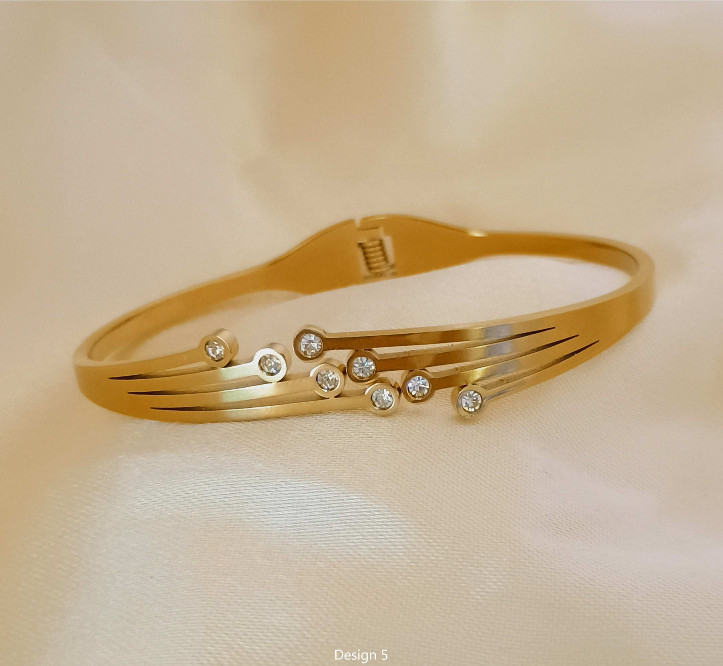 Anti tarnish Premium Stone Studded Layered Bracelet 18k gold PVD plated - Urban Era Jewel