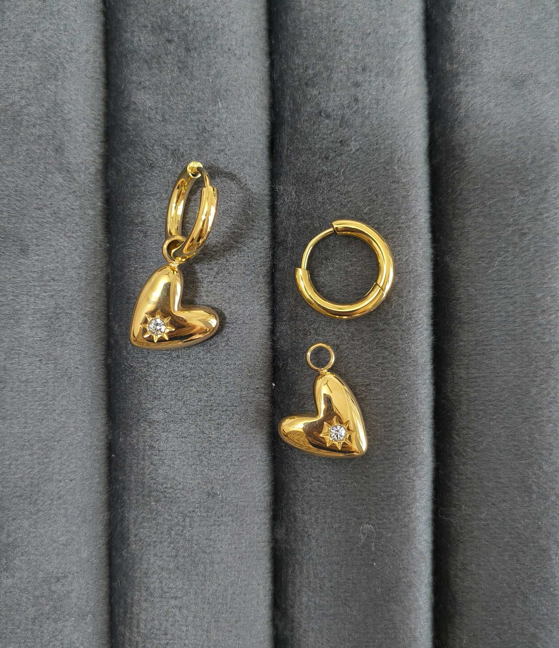 Stylish Heart Dangler Earrings 18K Gold Plated