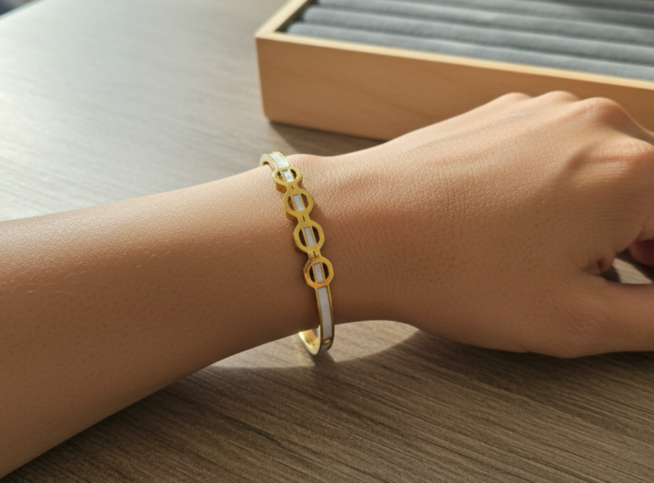 Stylish Geometric Gold Toned Cuff 18K Gold Plated Bangle