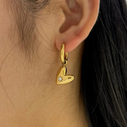 Stylish Heart Dangler Earrings 18K Gold Plated