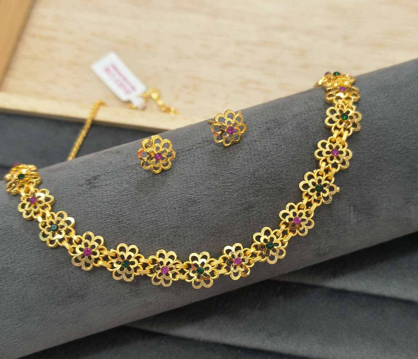 Traditional micro gold plated Bakuli Haar flower choker necklace and earring set